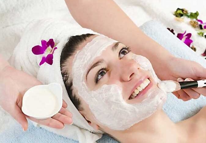 تفتيح البشرة وتوحيد اللون