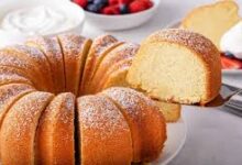 دليل صنع الكيك الهش والمثالي