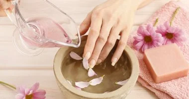 العناية الكاملة باليدين